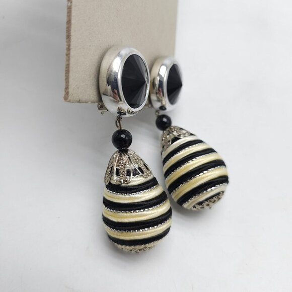 Vintage 1980s Striped Clip Teardrop Earrings Black Faceted Silver Tone Details - Picture 2 of 4